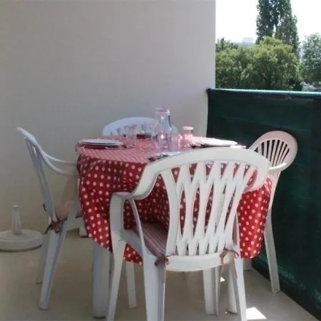 La Rocheliere 1 3 Apartment *